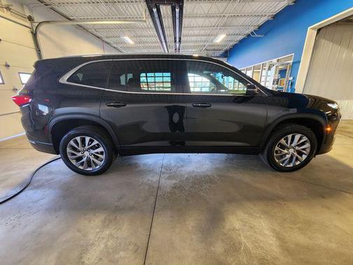 2025 Buick Enclave Preferred FWD