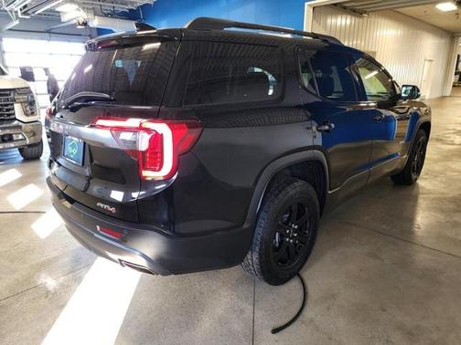 2023 GMC Acadia AWD AT4