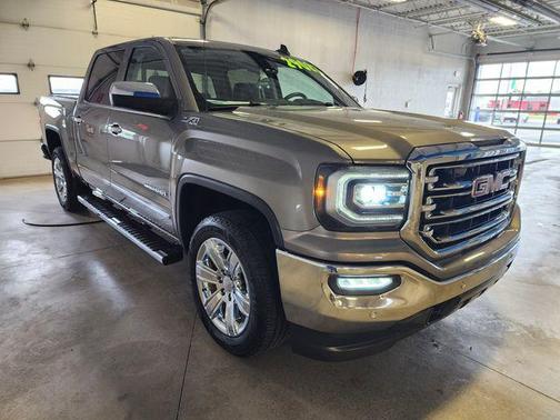 Pepperdust Metallic 2017 GMC Sierra 1500 SLT