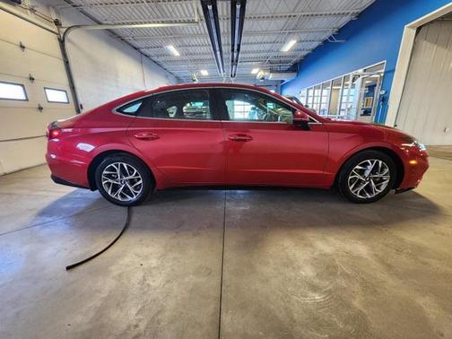 2021 Hyundai SONATA SEL