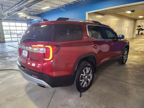 Volcanic Red Tintcoat 2023 GMC Acadia FWD SLT