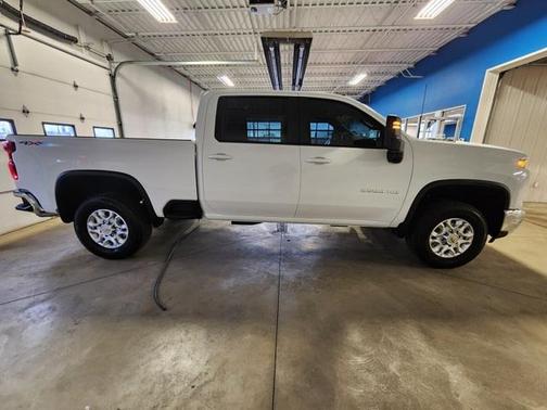 2024 Chevrolet Silverado 2500 LT