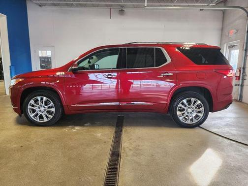 2021 Chevrolet Traverse Premier