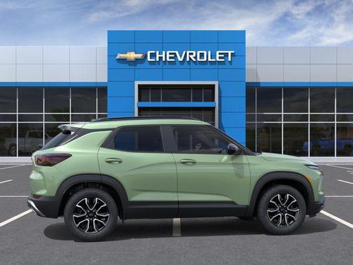 Jet Black 2026 Chevrolet Trailblazer ACTIV