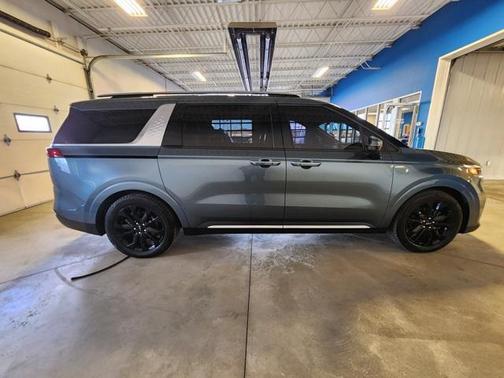 2022 Kia Carnival SX Prestige