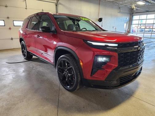 2025 Chevrolet Traverse RS