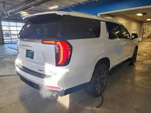 2025 GMC Yukon XL Denali