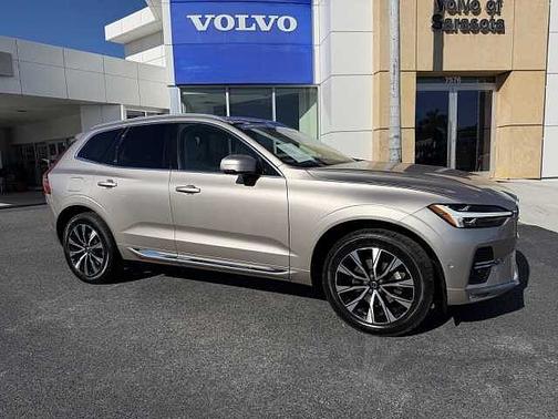 2023 Volvo XC60 Plus