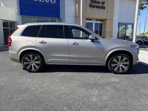 2024 Volvo XC90 Plus