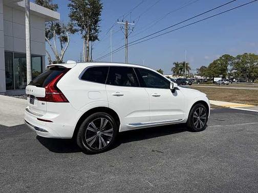 2023 Volvo XC60 Plus