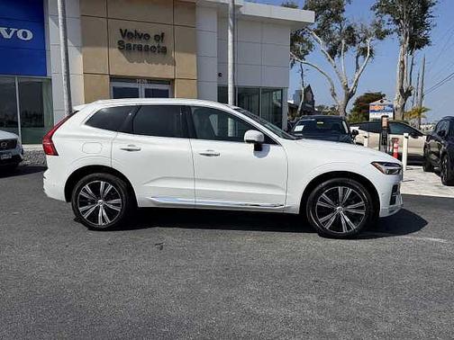 2023 Volvo XC60 Plus