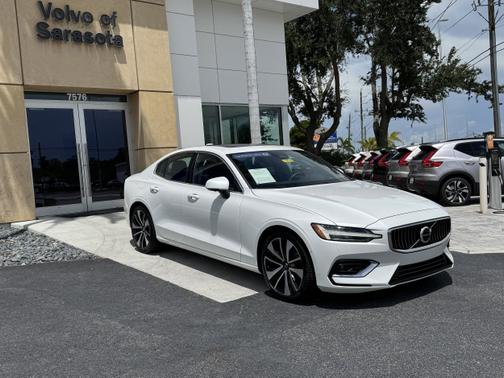 2023 Volvo S60 Ultimate