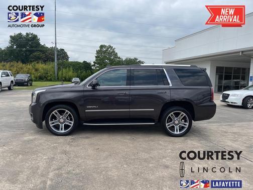 Photo 2 of 28 of 2018 GMC Yukon Denali
