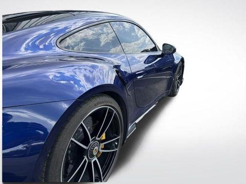 2022 Porsche 911 Turbo S