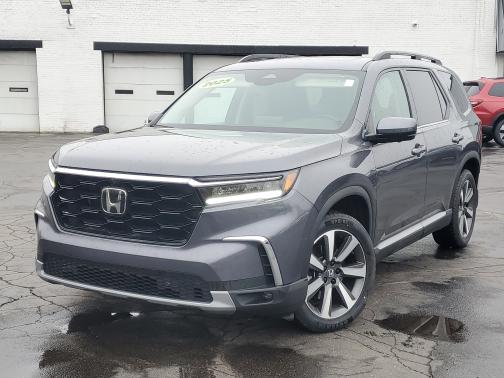 Modern Steel Metallic 2025 Honda Pilot