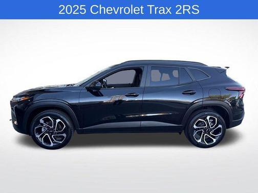 Mosaic Black Metallic 2025 Chevrolet Trax FWD 2RS