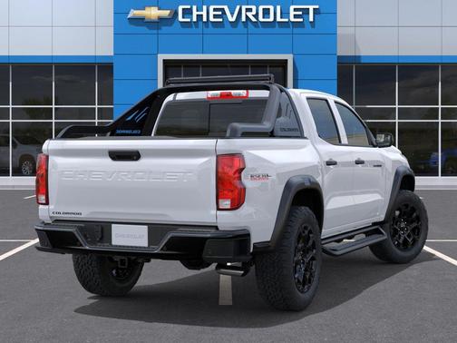 Summit White 2026 Chevrolet Colorado Trail Boss