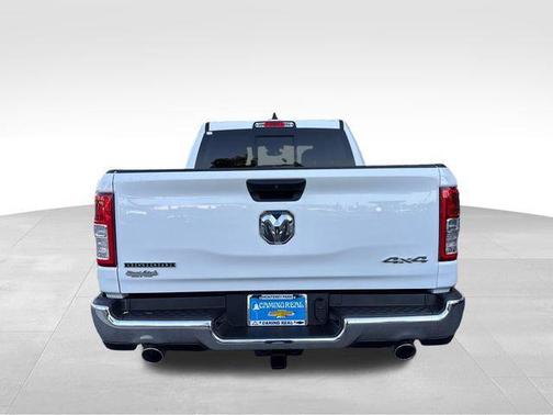 Bright White Clearcoat 2024 RAM 1500 Big Horn/Lone Star