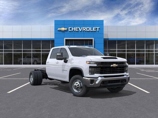 Summit White 2025 Chevrolet Silverado 3500 WT