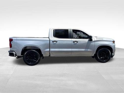Silver Ice Metallic 2022 Chevrolet Silverado 1500 Limited Custom