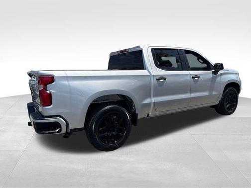 Silver Ice Metallic 2022 Chevrolet Silverado 1500 Limited Custom