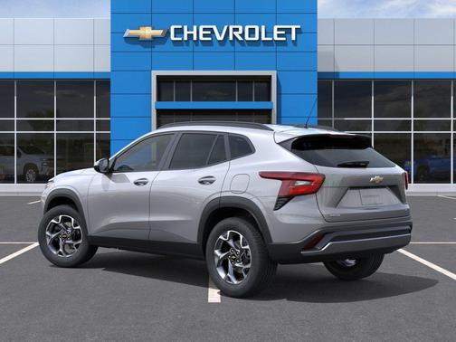 Sterling Gray Metallic 2026 Chevrolet Trax LT