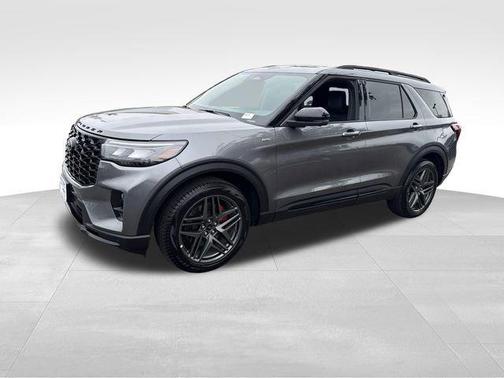 Gray Metallic 2025 Ford Explorer ST-Line