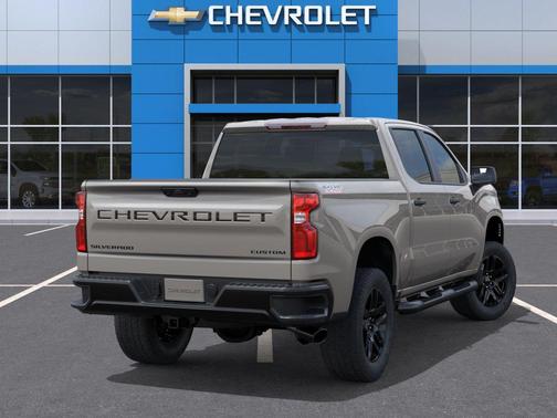 White Sands 2026 Chevrolet Silverado 1500 Custom Trail Boss