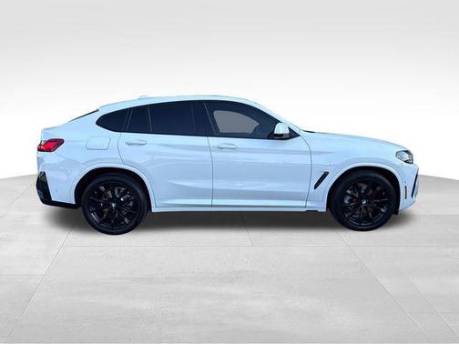 Alpine White 2024 BMW X4 xDrive30i