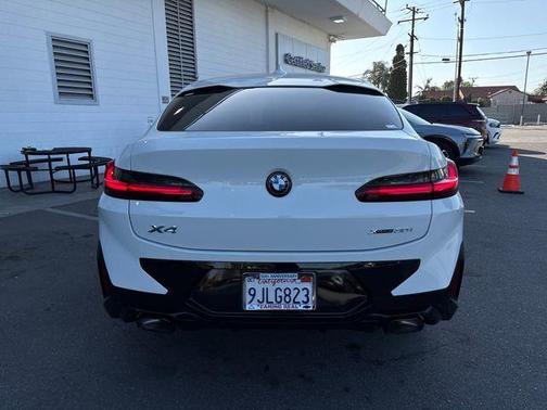 Alpine White 2024 BMW X4 xDrive30i