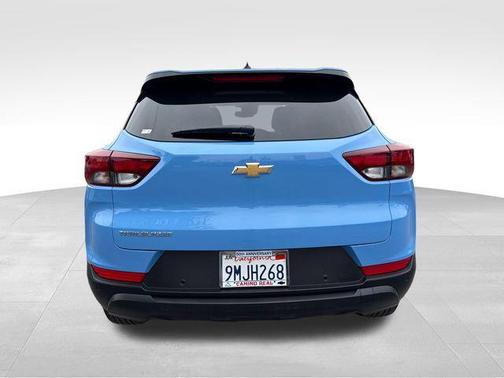 Fountain Blue 2024 Chevrolet Trailblazer LS