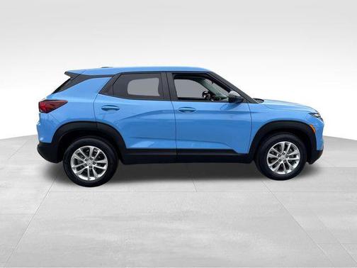 Fountain Blue 2024 Chevrolet Trailblazer LS