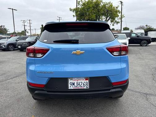Fountain Blue 2024 Chevrolet Trailblazer LS