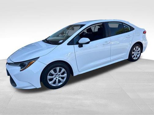 White 2022 Toyota Corolla LE