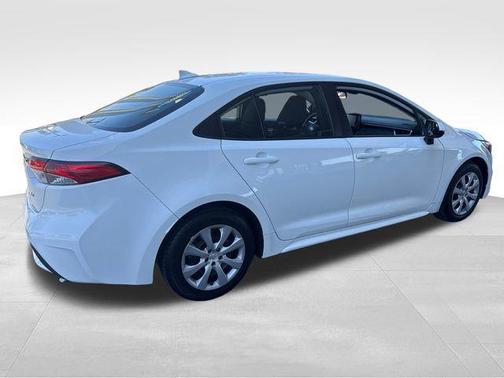White 2022 Toyota Corolla LE