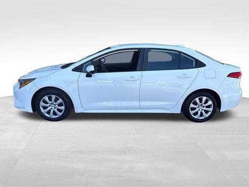 White 2022 Toyota Corolla LE