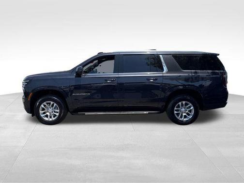 Dark Ash Metallic 2026 Chevrolet Suburban LT