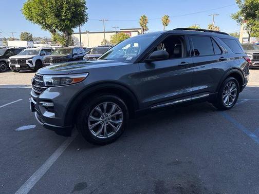 Carbonized Gray Metallic 2022 Ford Explorer XLT