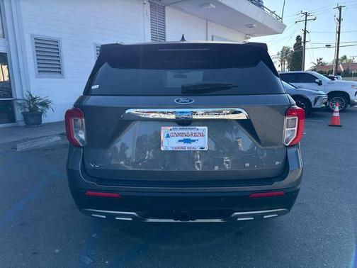 Carbonized Gray Metallic 2022 Ford Explorer XLT