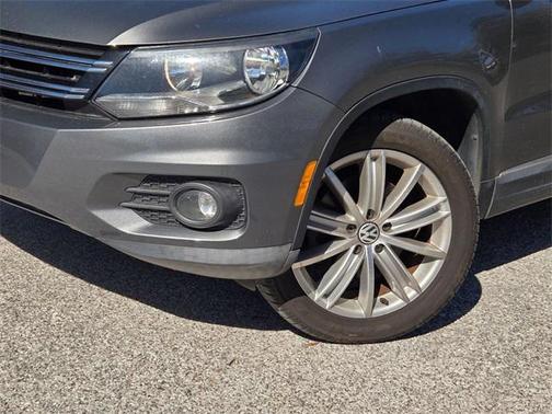2012 Volkswagen Tiguan SE