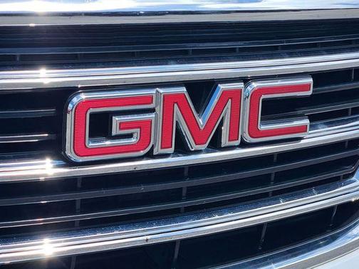 Summit White 2021 GMC Terrain SLT