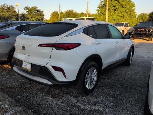 2025 Buick Envista Preferred FWD