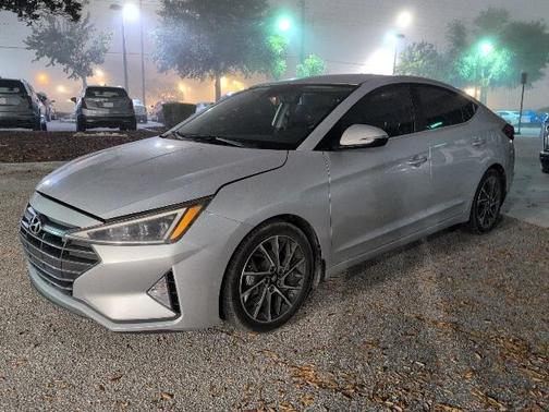 2019 Hyundai ELANTRA Limited