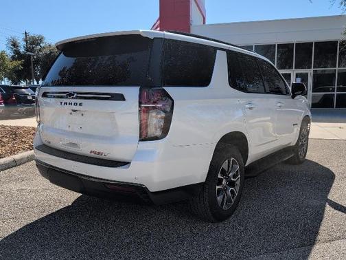 2022 Chevrolet Tahoe 4WD RST