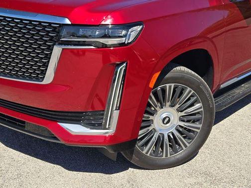2022 Cadillac Escalade Premium Luxury