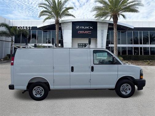 2025 GMC Savana 2500 Work Van