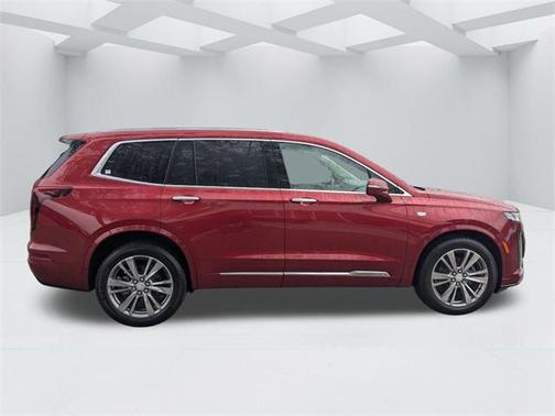 2025 Cadillac XT6 Premium Luxury FWD