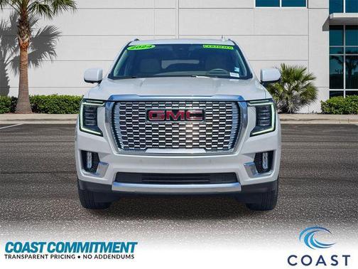 White Frost Tricoat 2024 GMC Yukon Denali