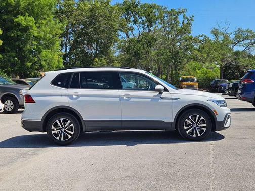 Pure White 2023 Volkswagen Tiguan 2.0T S