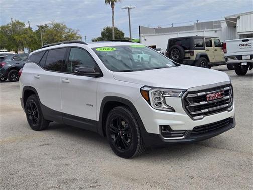 2022 GMC Terrain AWD AT4